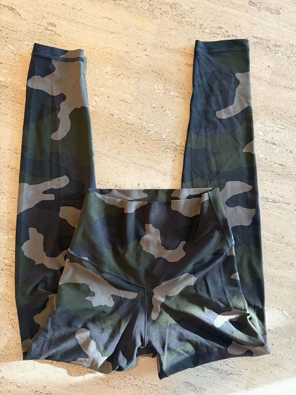 OFFLINE by Aerie Real Me 7/8 Hi-Rise Camo Leggings